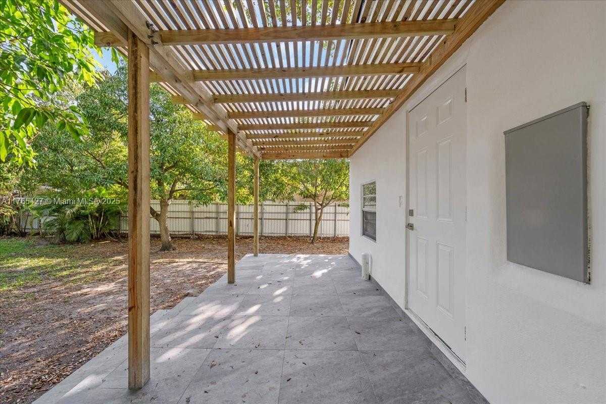 Small Image of 2911 NORTH WEST 30TH ST, Miami Number 33