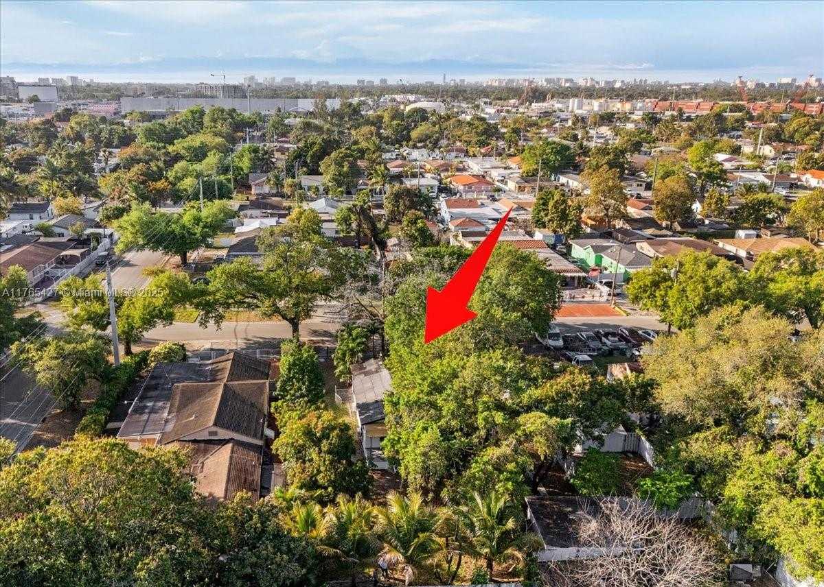 Small Image of 2911 NORTH WEST 30TH ST, Miami Number 48