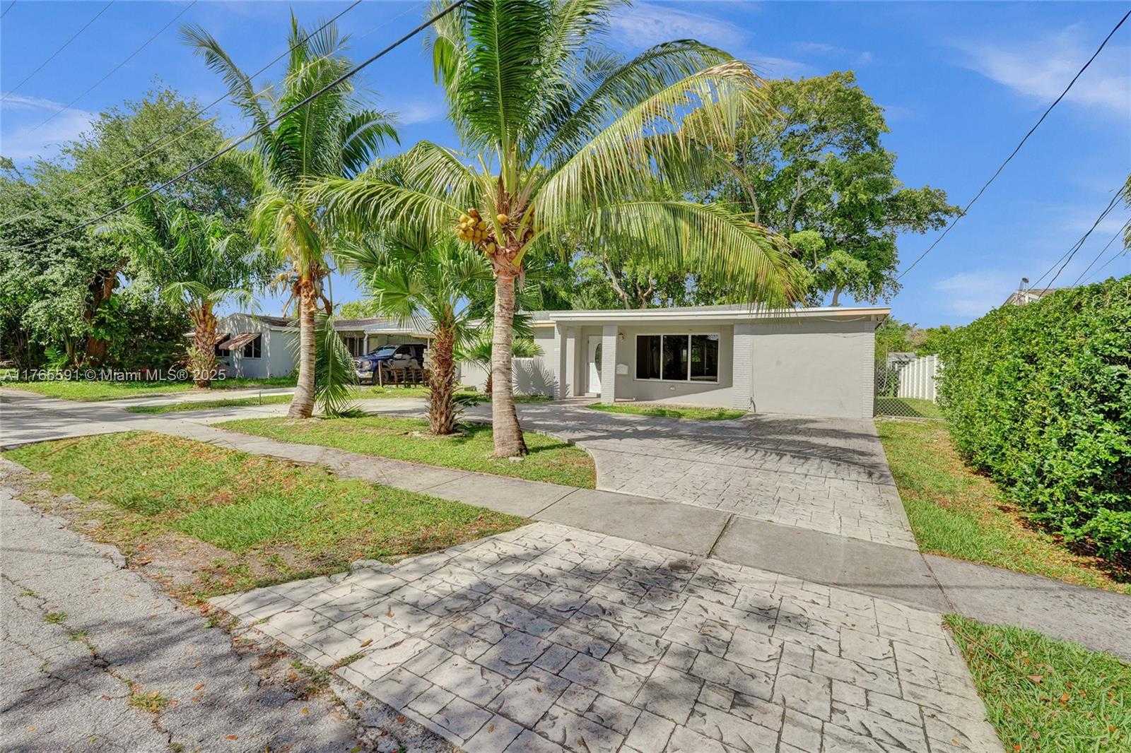 Small Image of 924 NORTH 30TH RD, Hollywood Number 62