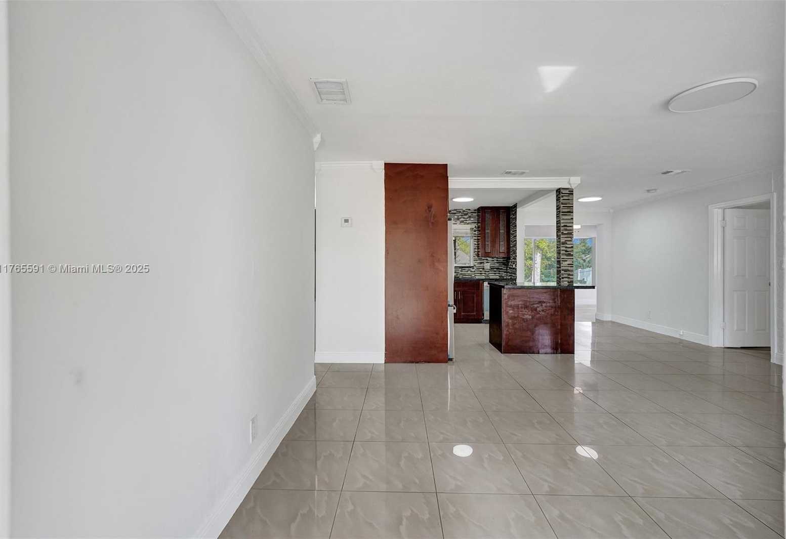 Small Image of 924 NORTH 30TH RD, Hollywood Number 69