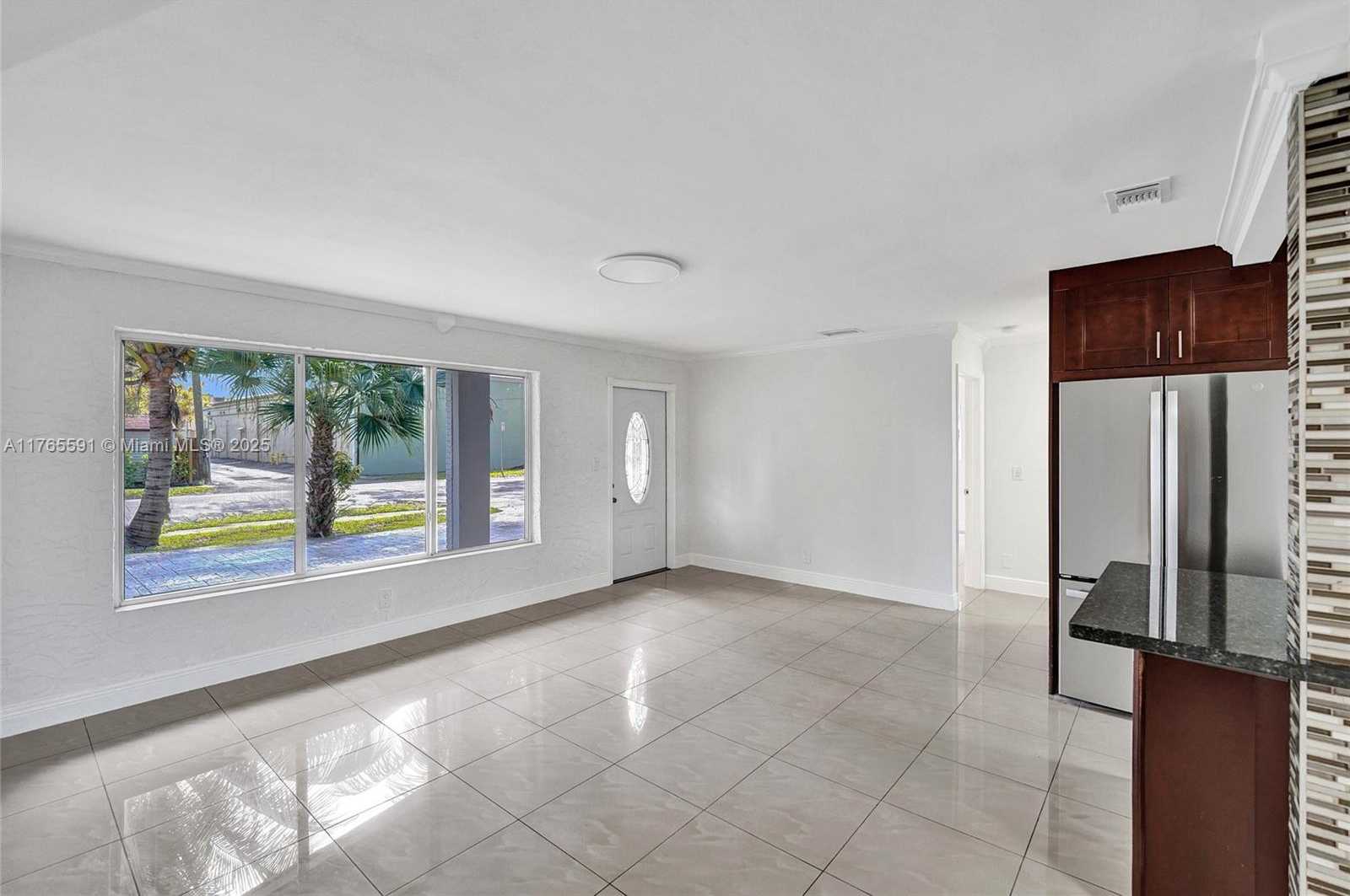 Small Image of 924 NORTH 30TH RD, Hollywood Number 74