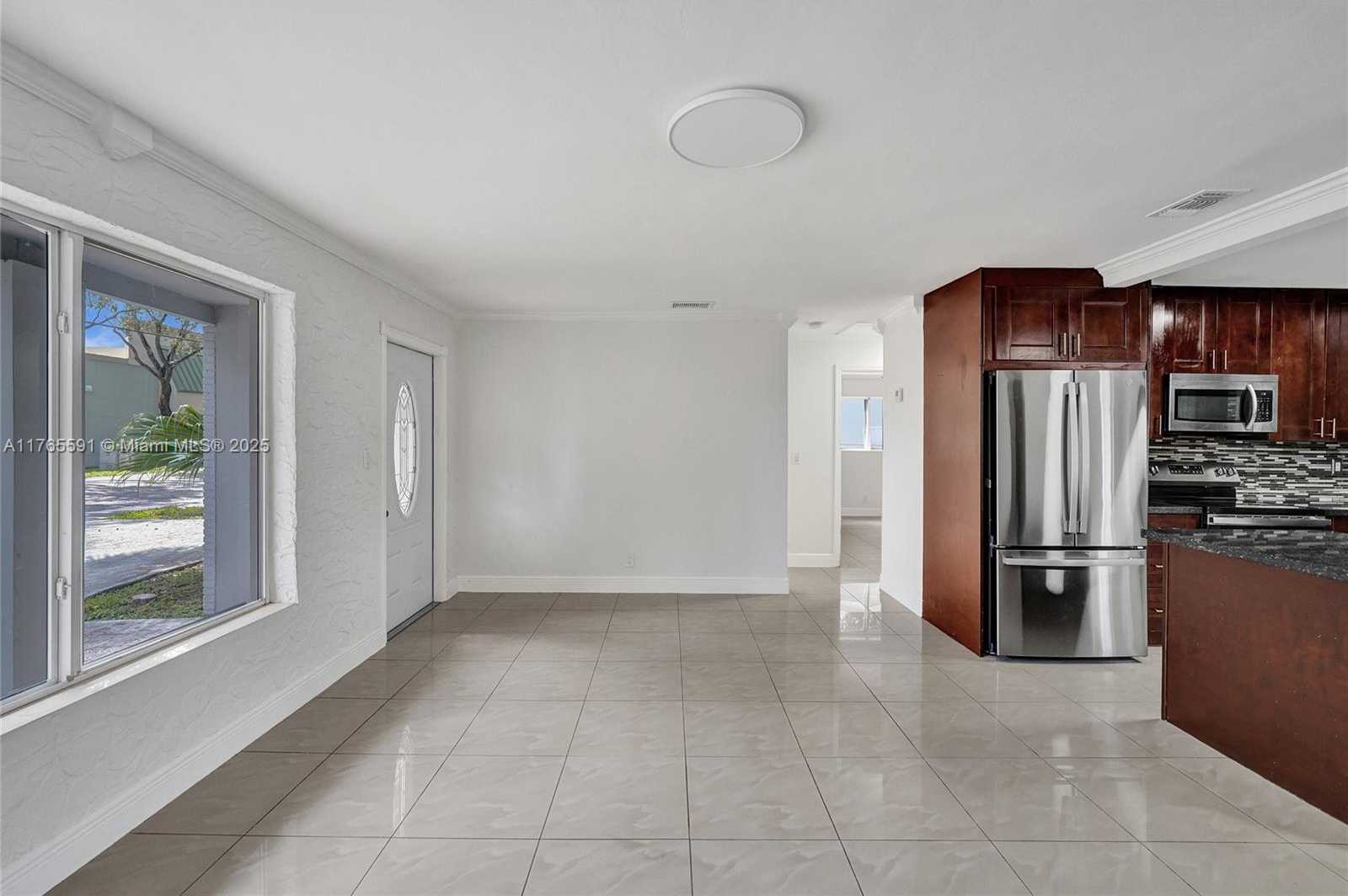 Small Image of 924 NORTH 30TH RD, Hollywood Number 75