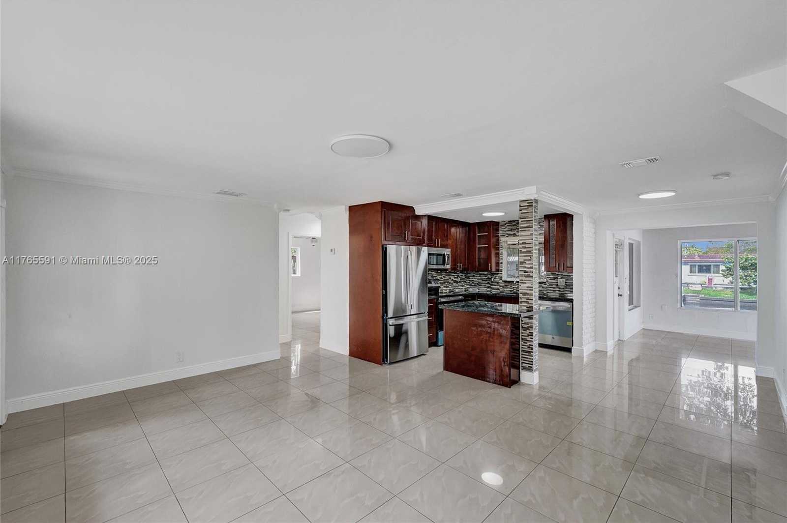Small Image of 924 NORTH 30TH RD, Hollywood Number 76