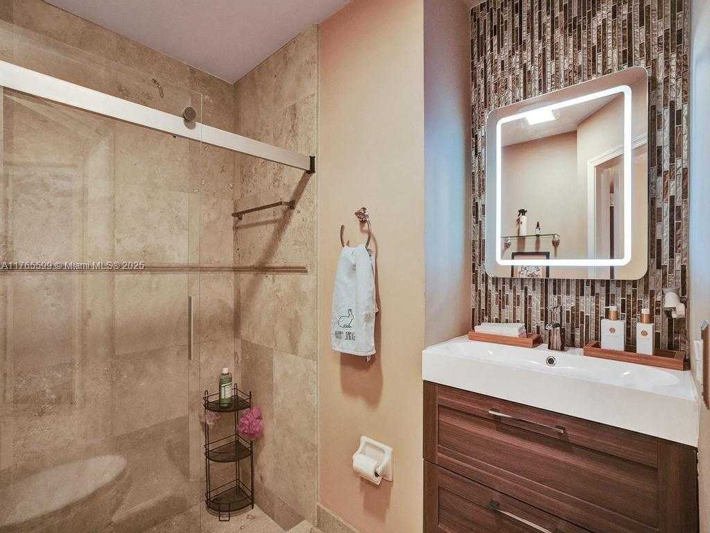Small Image of 12736 NORTH WEST 18TH PL, Coral Springs Number 11