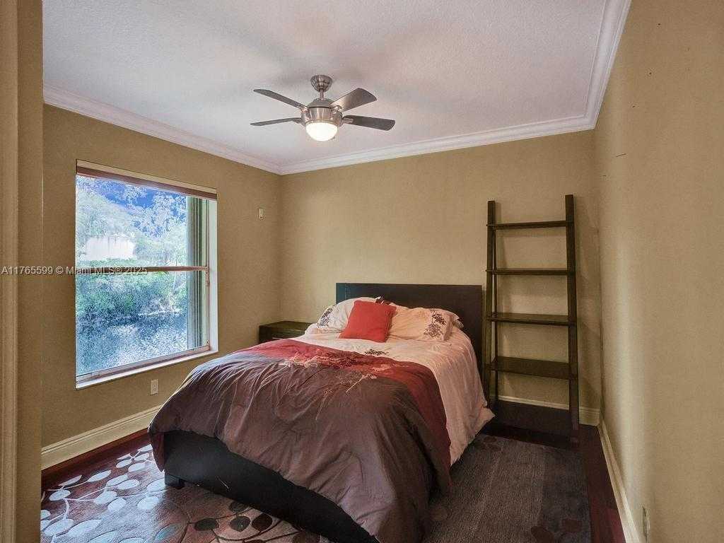 Small Image of 12736 NORTH WEST 18TH PL, Coral Springs Number 16