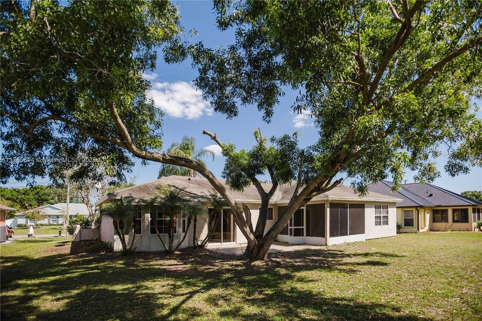 Small Image of 5240 NORTH WEST EVER RD, Port St. Lucie Number 26