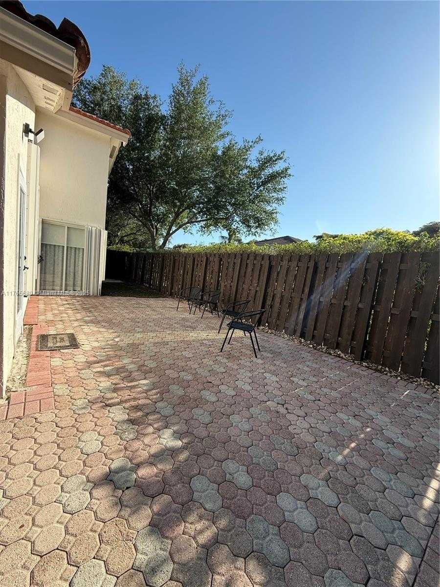 Small Image of 11322 NORTH WEST 59TH TER, Doral Number 7