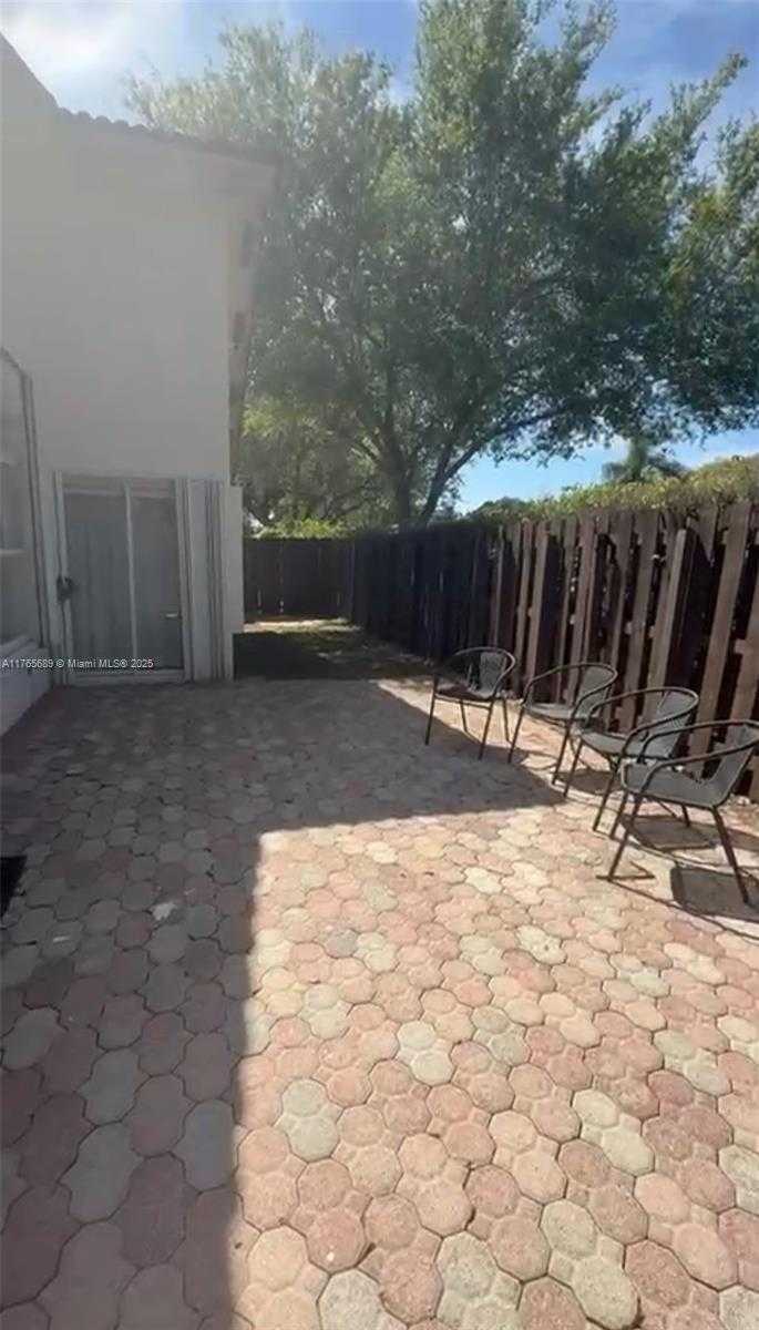 Small Image of 11322 NORTH WEST 59TH TER, Doral Number 8