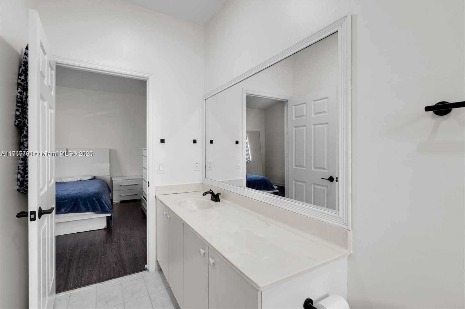 Small Image of 1073 NORTH EAST 41ST TER, Homestead Number 17
