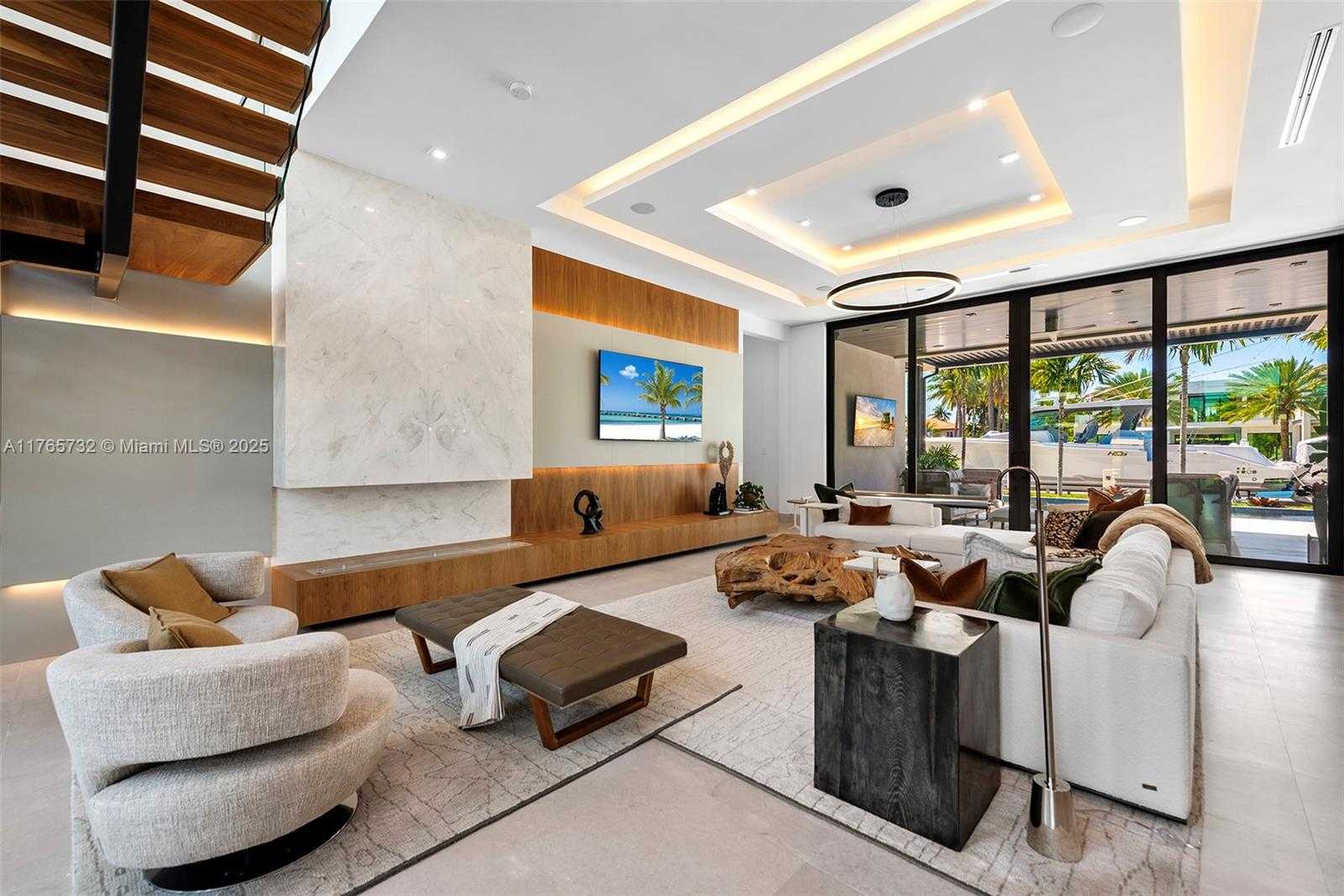 Small Image of 22 ISLA BAHIA DR, Fort Lauderdale Number 14