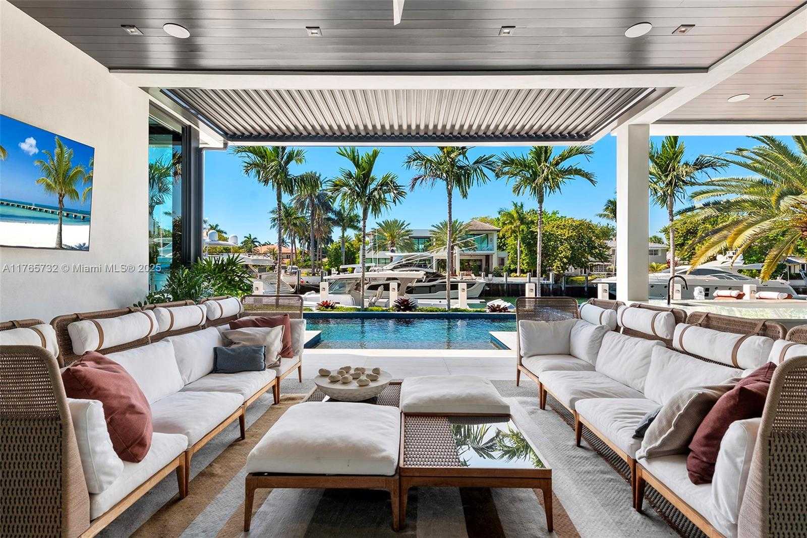 Small Image of 22 ISLA BAHIA DR, Fort Lauderdale Number 19