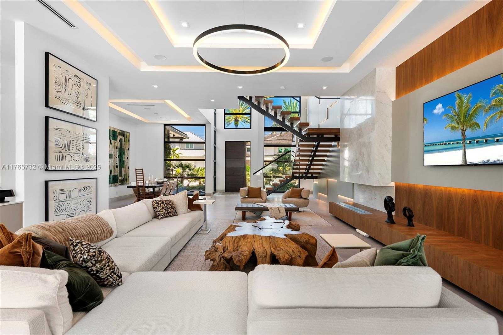 Small Image of 22 ISLA BAHIA DR, Fort Lauderdale Number 23