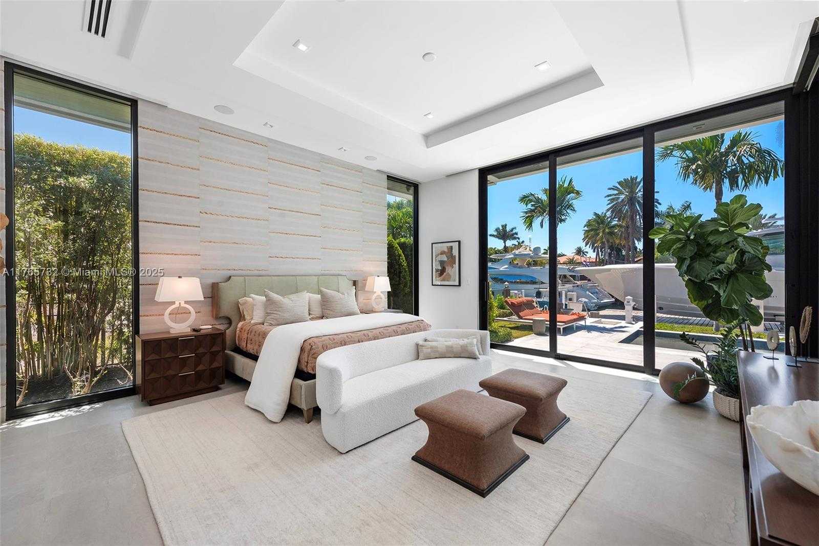 Small Image of 22 ISLA BAHIA DR, Fort Lauderdale Number 41