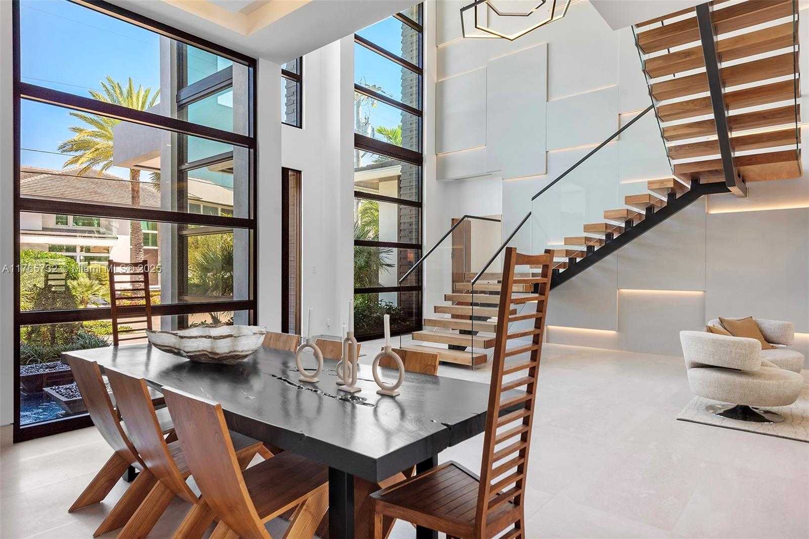 Small Image of 22 ISLA BAHIA DR, Fort Lauderdale Number 51