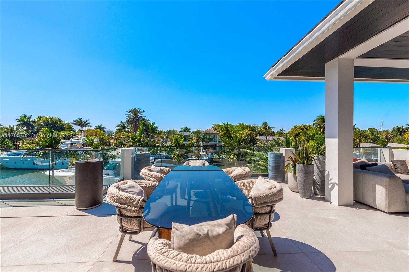 Small Image of 22 ISLA BAHIA DR, Fort Lauderdale Number 73
