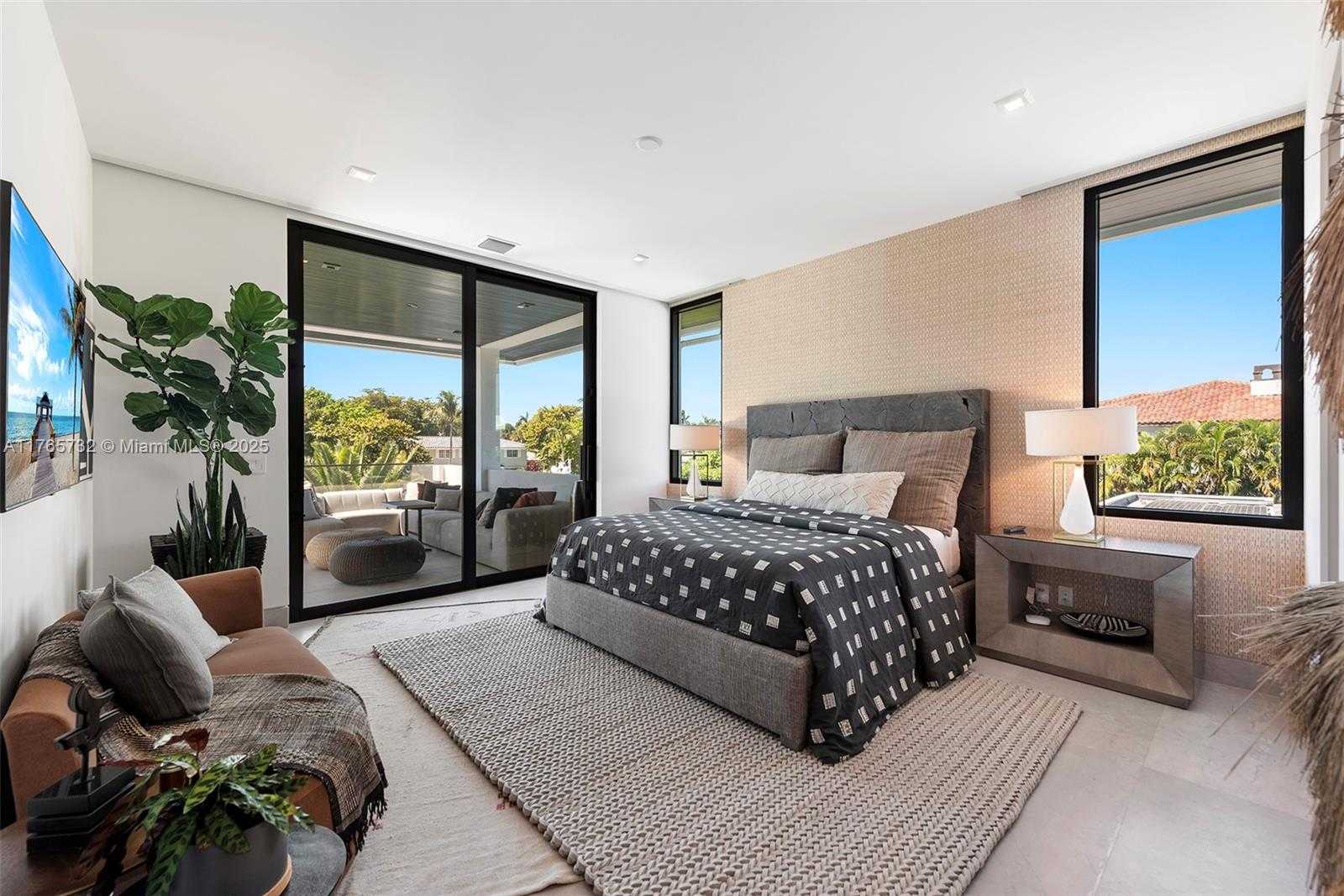 Small Image of 22 ISLA BAHIA DR, Fort Lauderdale Number 80