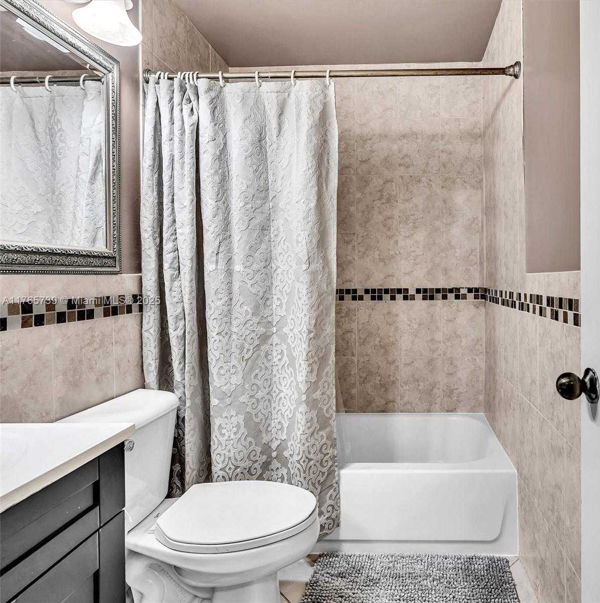 Small Image of 11310 SOUTH WEST 58TH CT, Cooper City Number 41