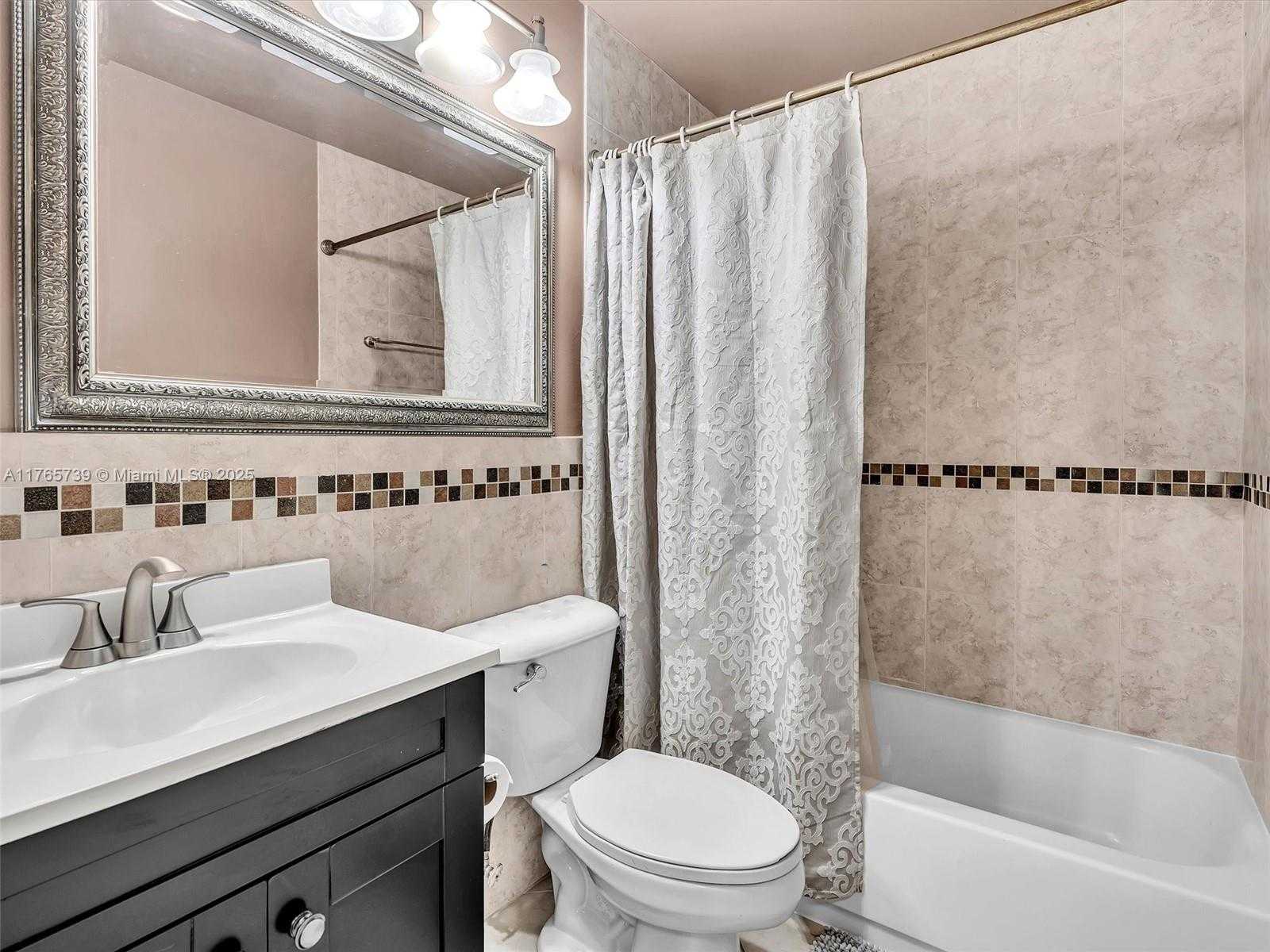 Small Image of 11310 SOUTH WEST 58TH CT, Cooper City Number 42