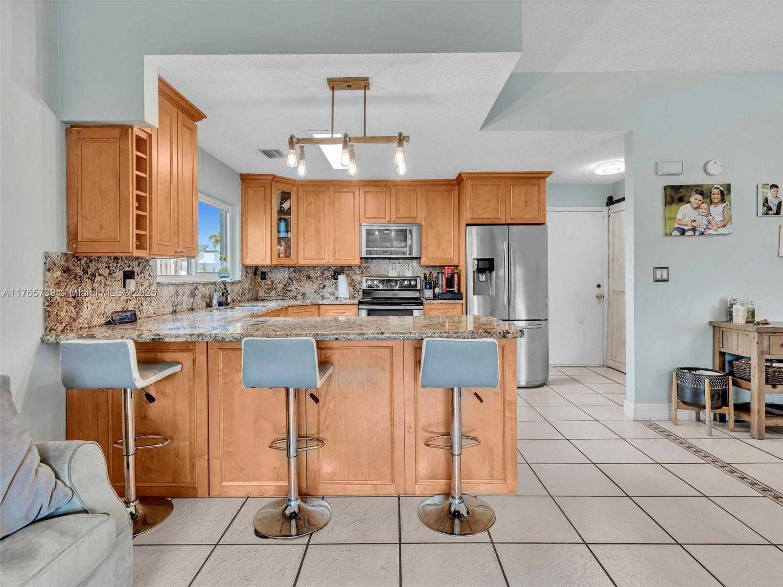 Small Image of 11310 SOUTH WEST 58TH CT, Cooper City Number 43