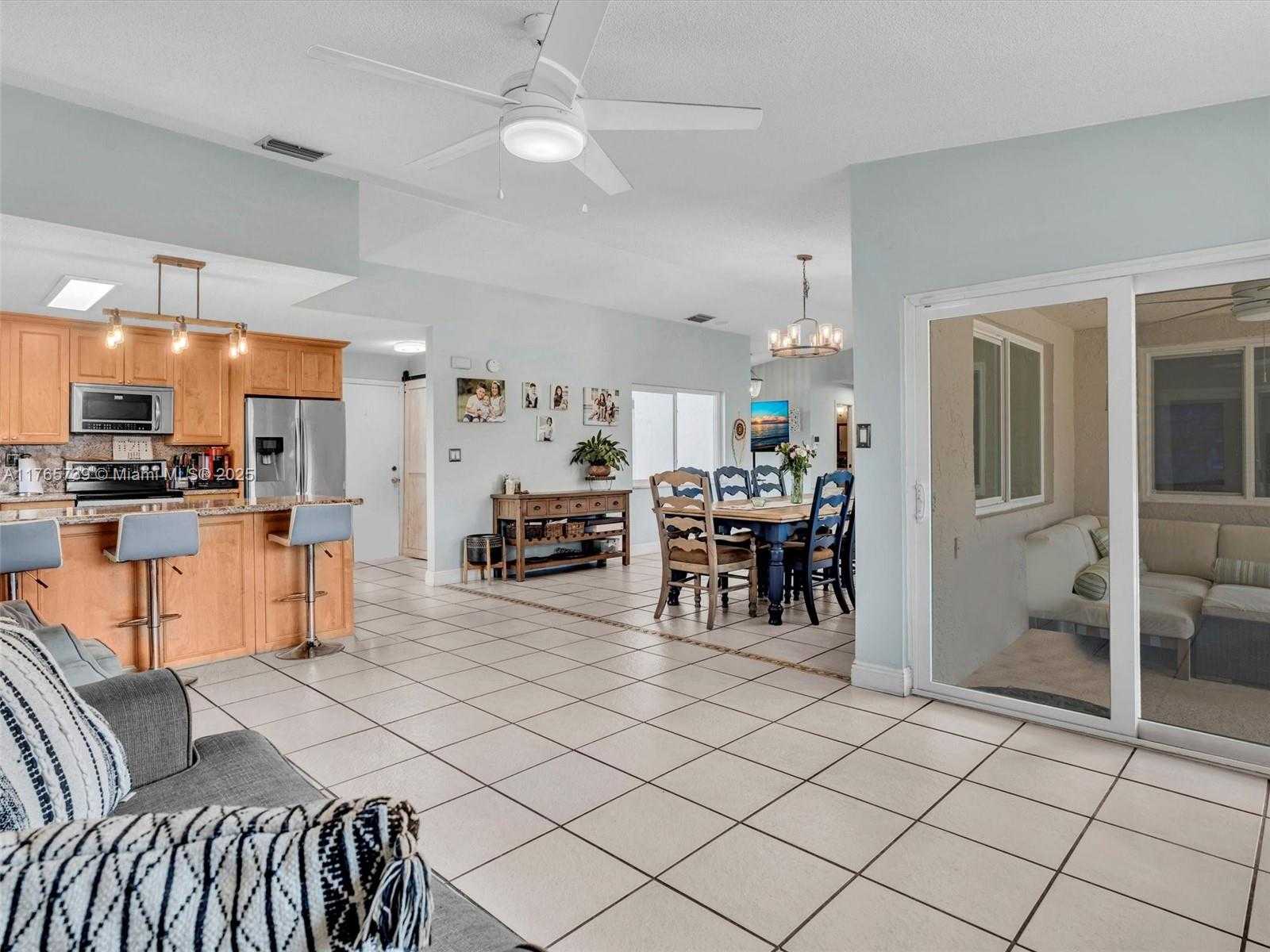 Small Image of 11310 SOUTH WEST 58TH CT, Cooper City Number 44