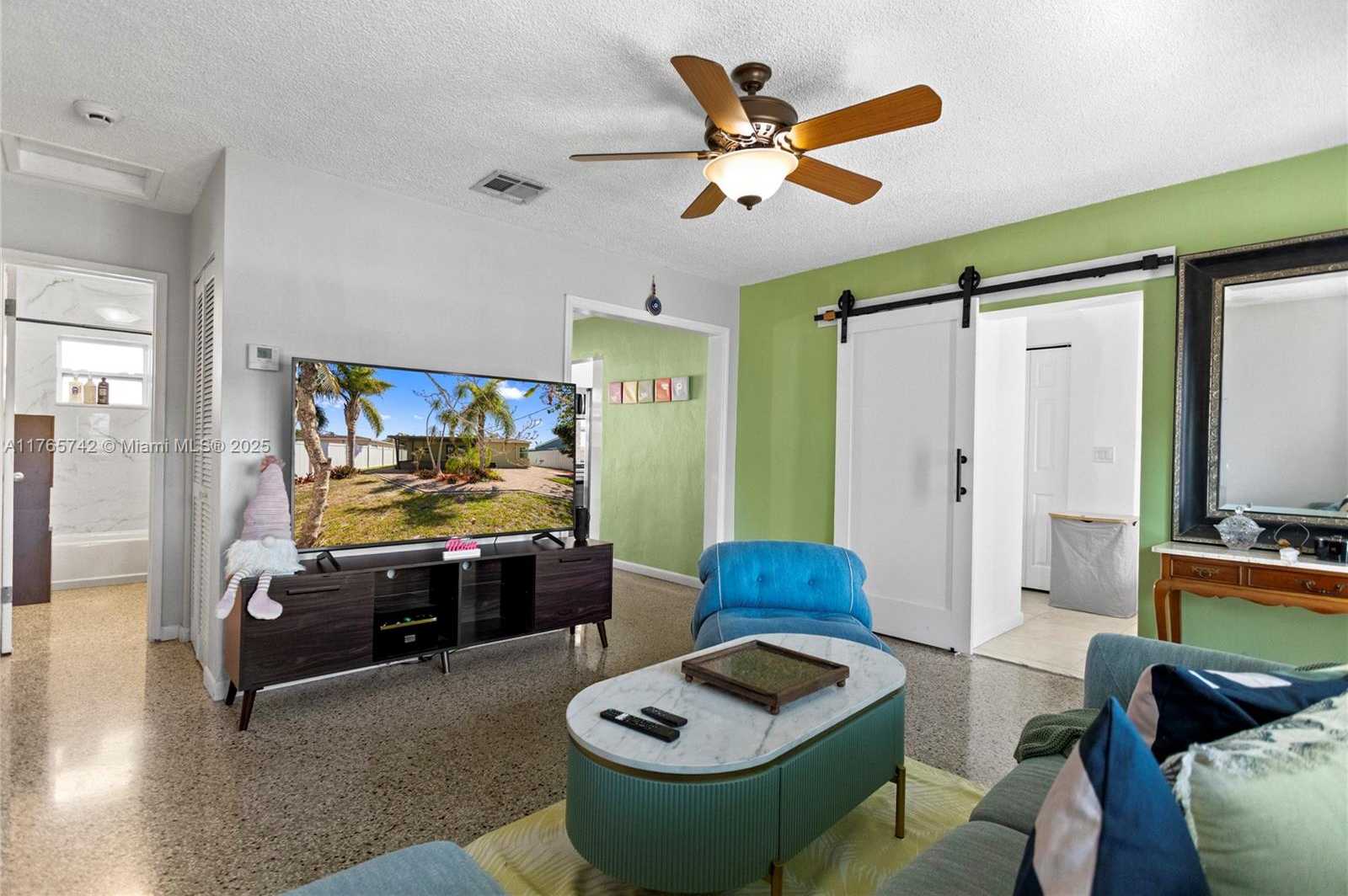 Small Image of 5233 NORTH EAST 4TH AVE, Oakland Park Number 10