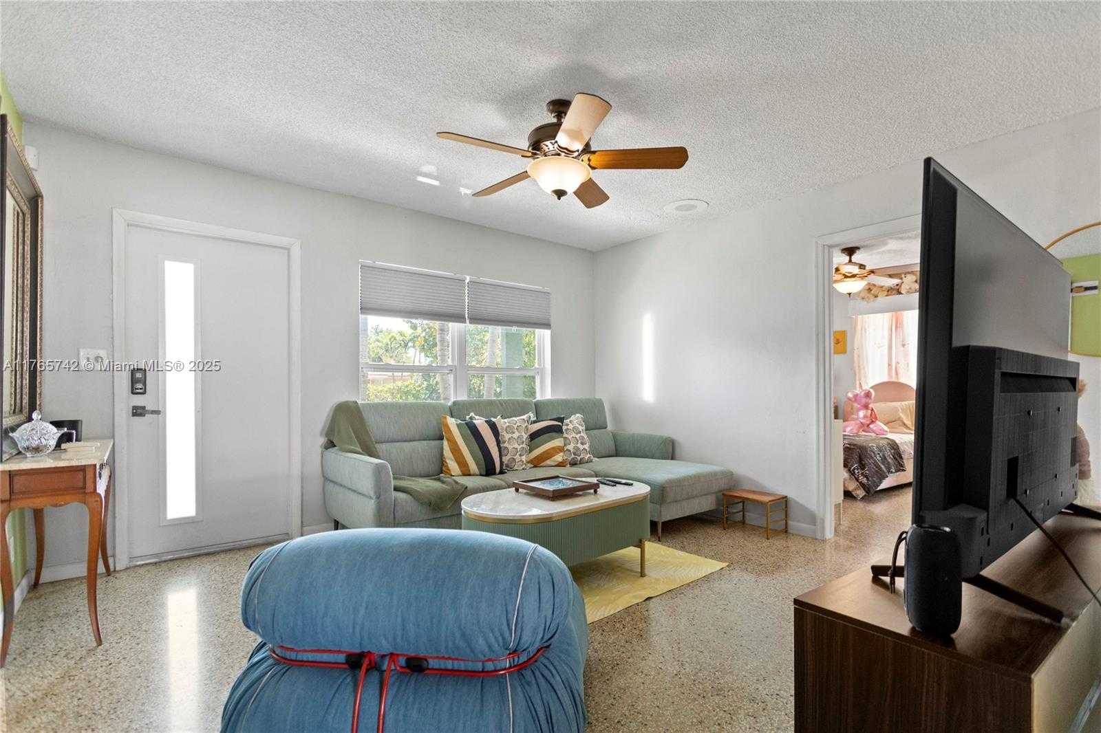 Small Image of 5233 NORTH EAST 4TH AVE, Oakland Park Number 2