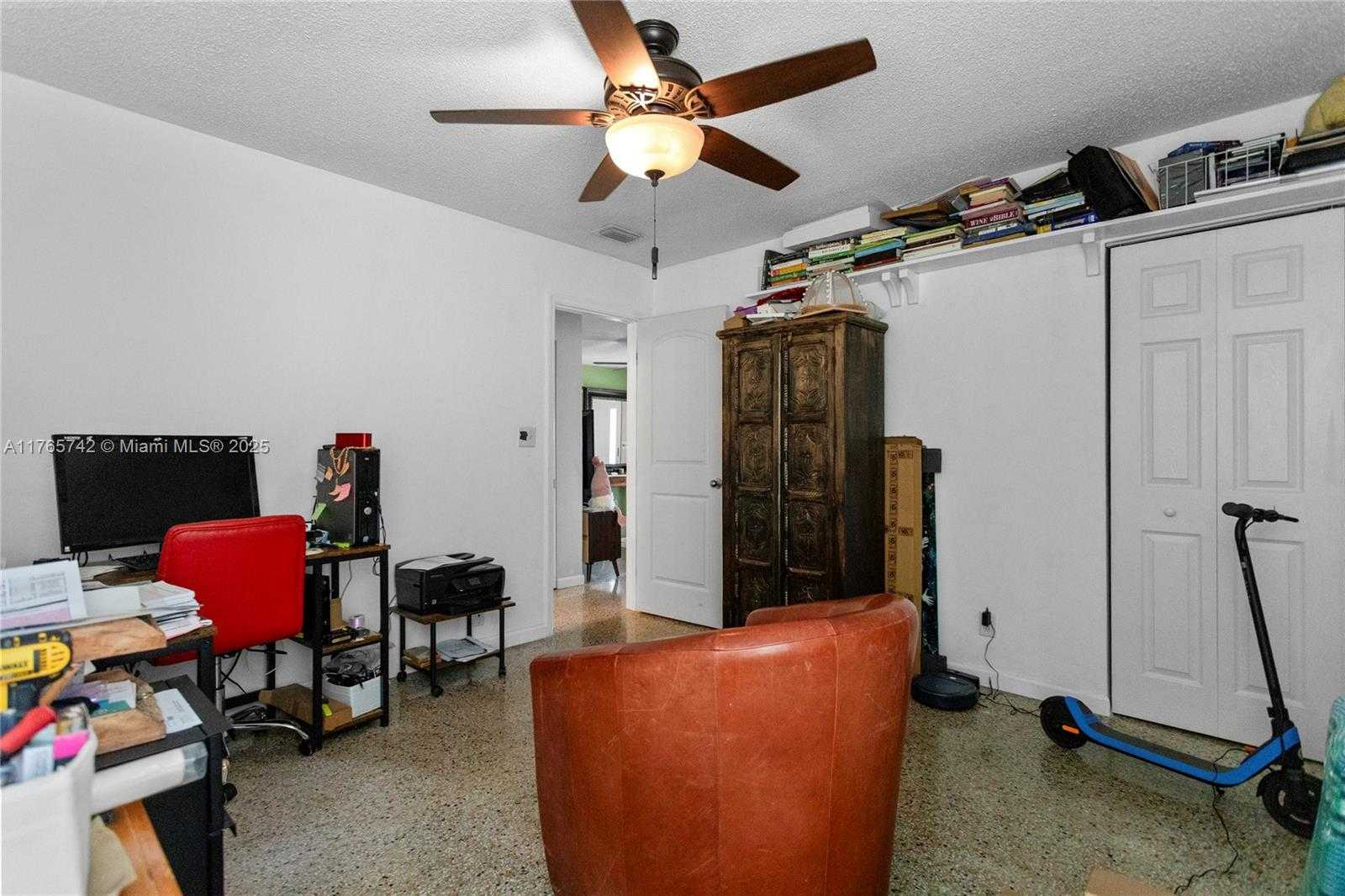 Small Image of 5233 NORTH EAST 4TH AVE, Oakland Park Number 27