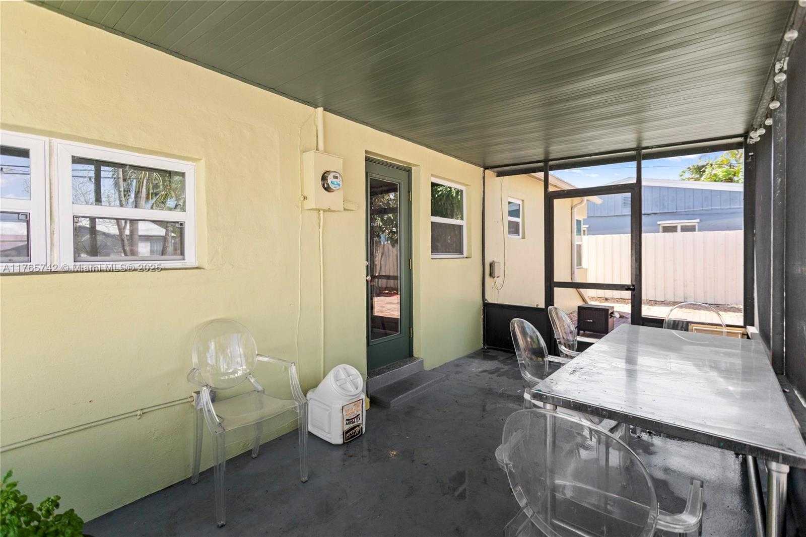 Small Image of 5233 NORTH EAST 4TH AVE, Oakland Park Number 35
