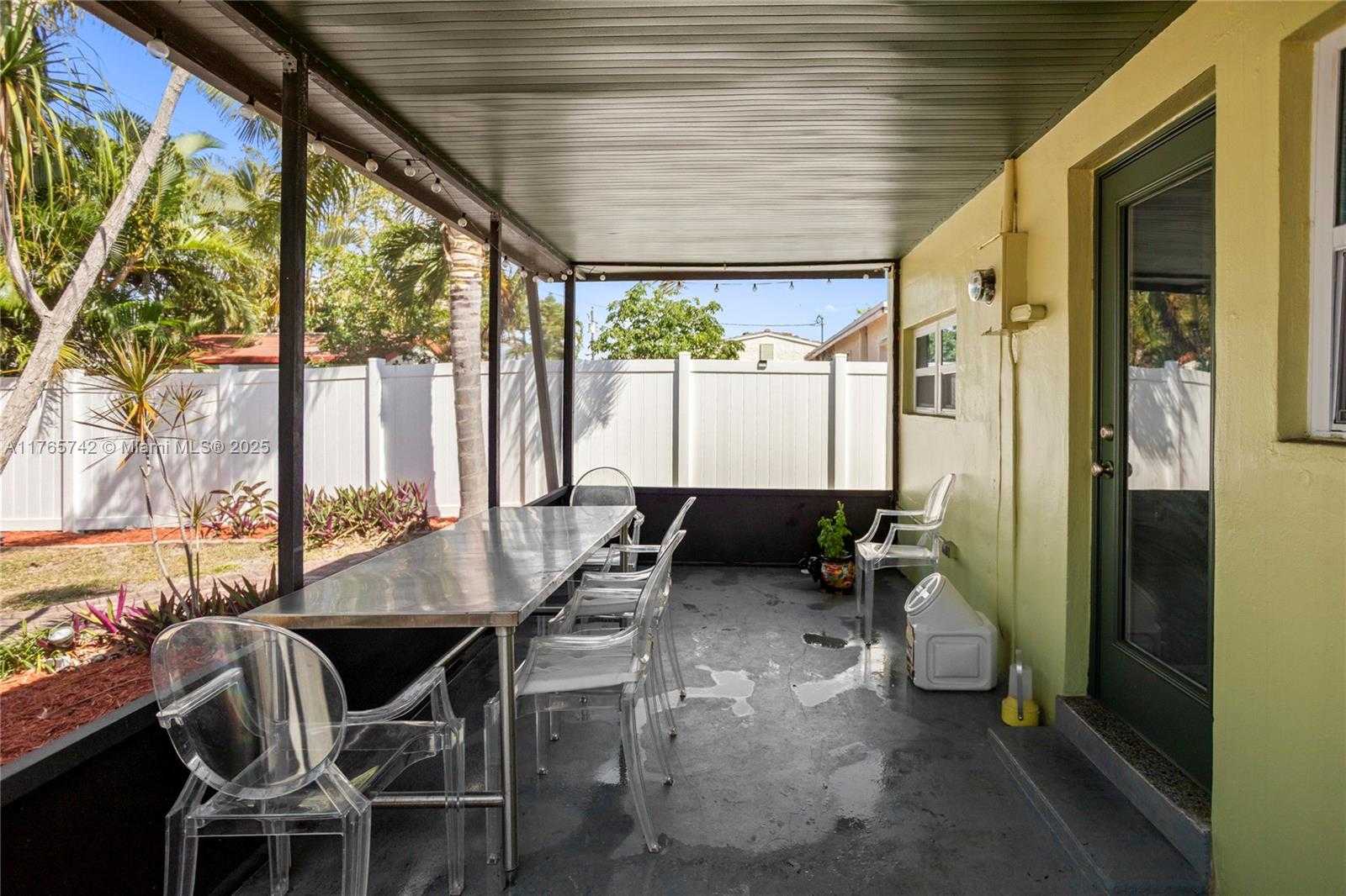 Small Image of 5233 NORTH EAST 4TH AVE, Oakland Park Number 39