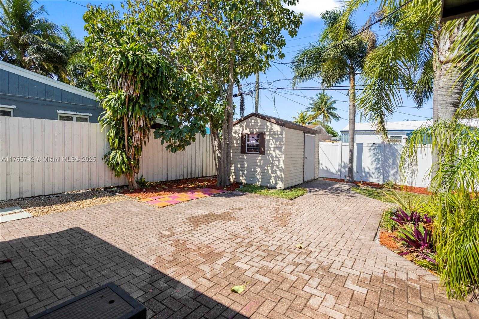 Small Image of 5233 NORTH EAST 4TH AVE, Oakland Park Number 40