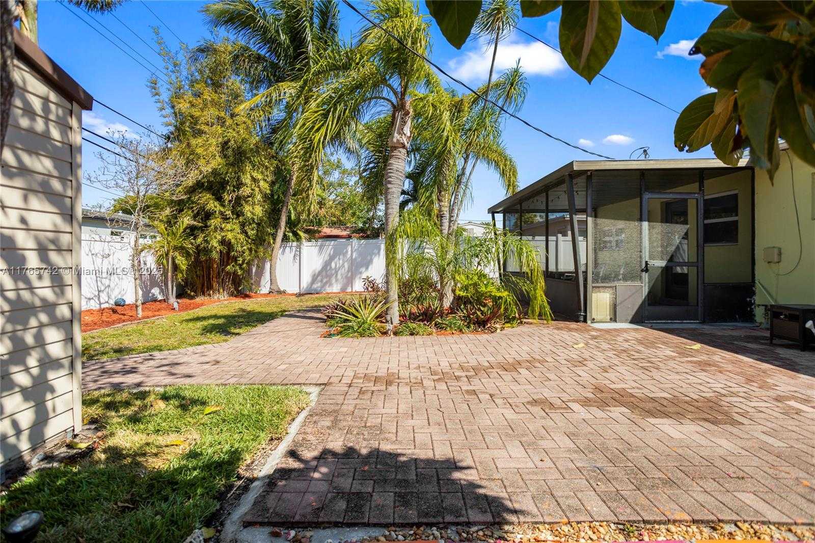Small Image of 5233 NORTH EAST 4TH AVE, Oakland Park Number 44