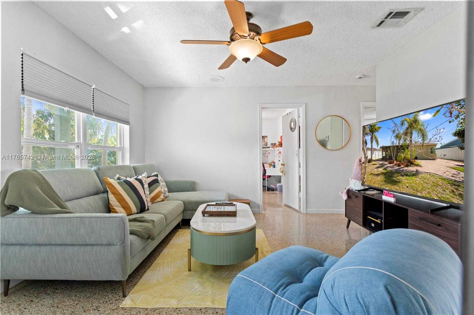 Small Image of 5233 NORTH EAST 4TH AVE, Oakland Park Number 7
