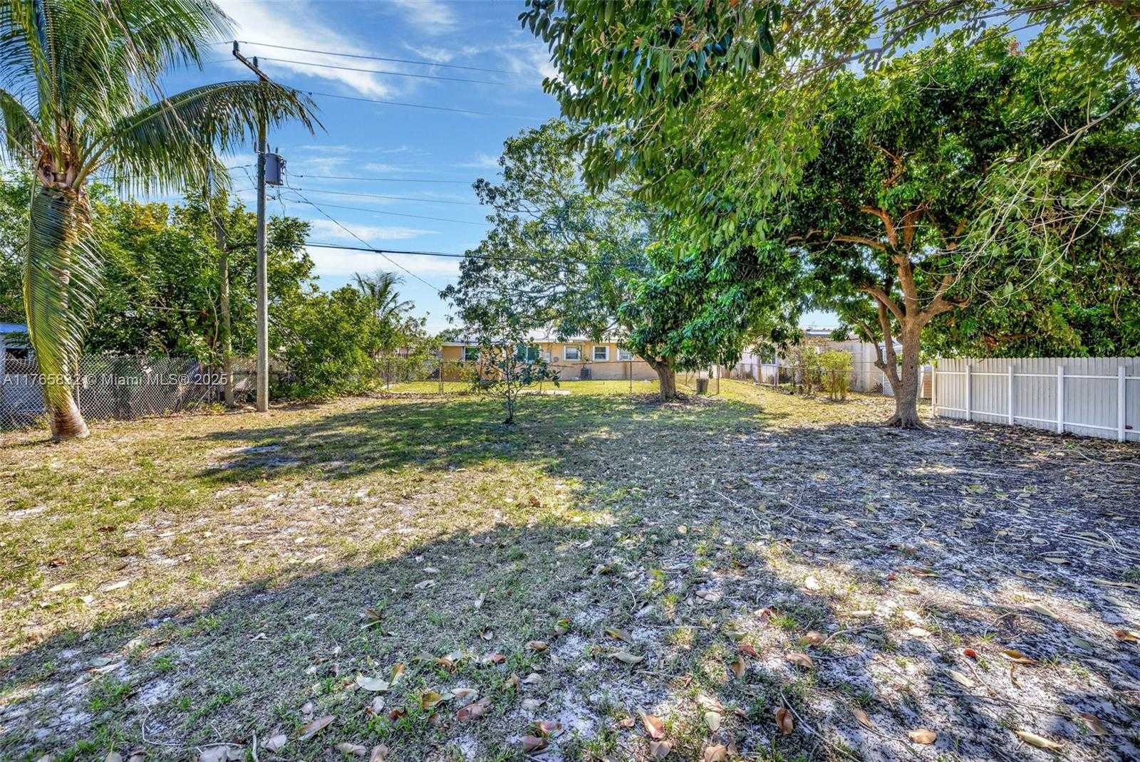 Small Image of 520 CAROLINA AVE, Fort Lauderdale Number 27