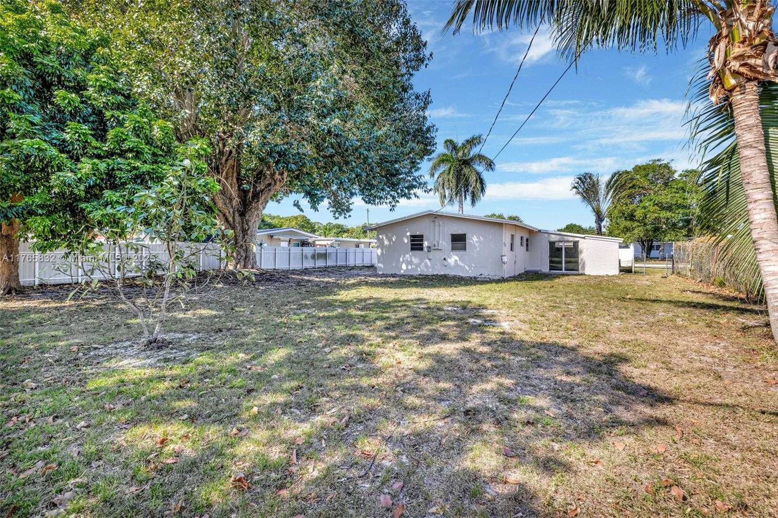 Small Image of 520 CAROLINA AVE, Fort Lauderdale Number 30