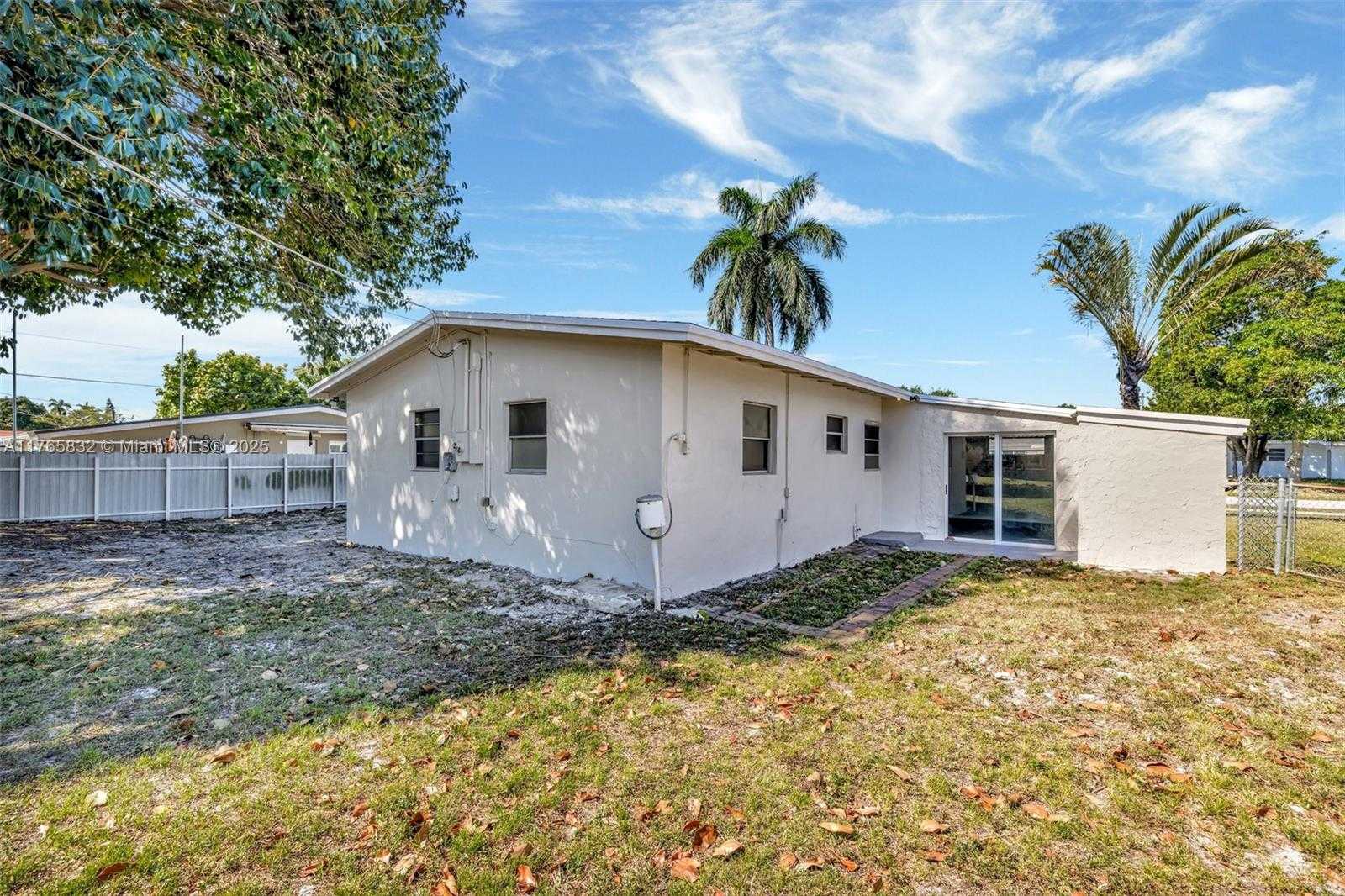 Small Image of 520 CAROLINA AVE, Fort Lauderdale Number 33
