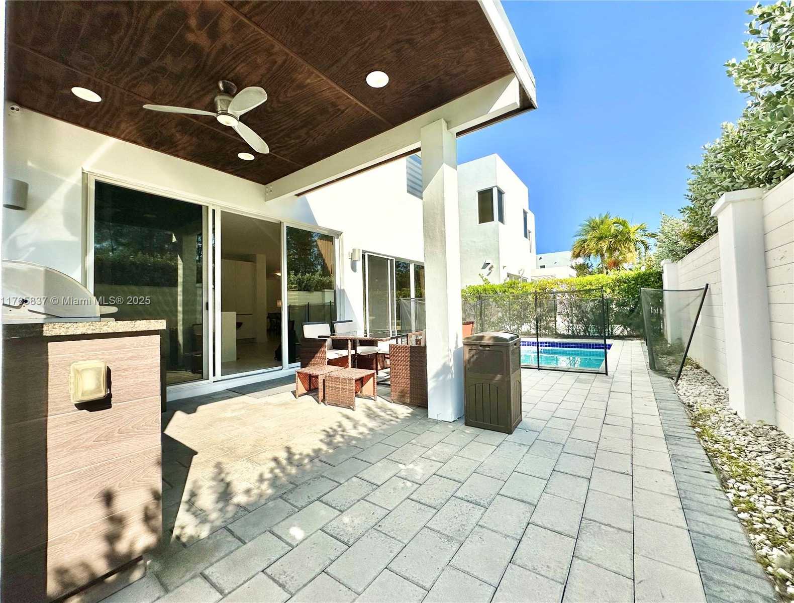 Small Image of 7459 NORTH WEST 97TH CT, Doral Number 33