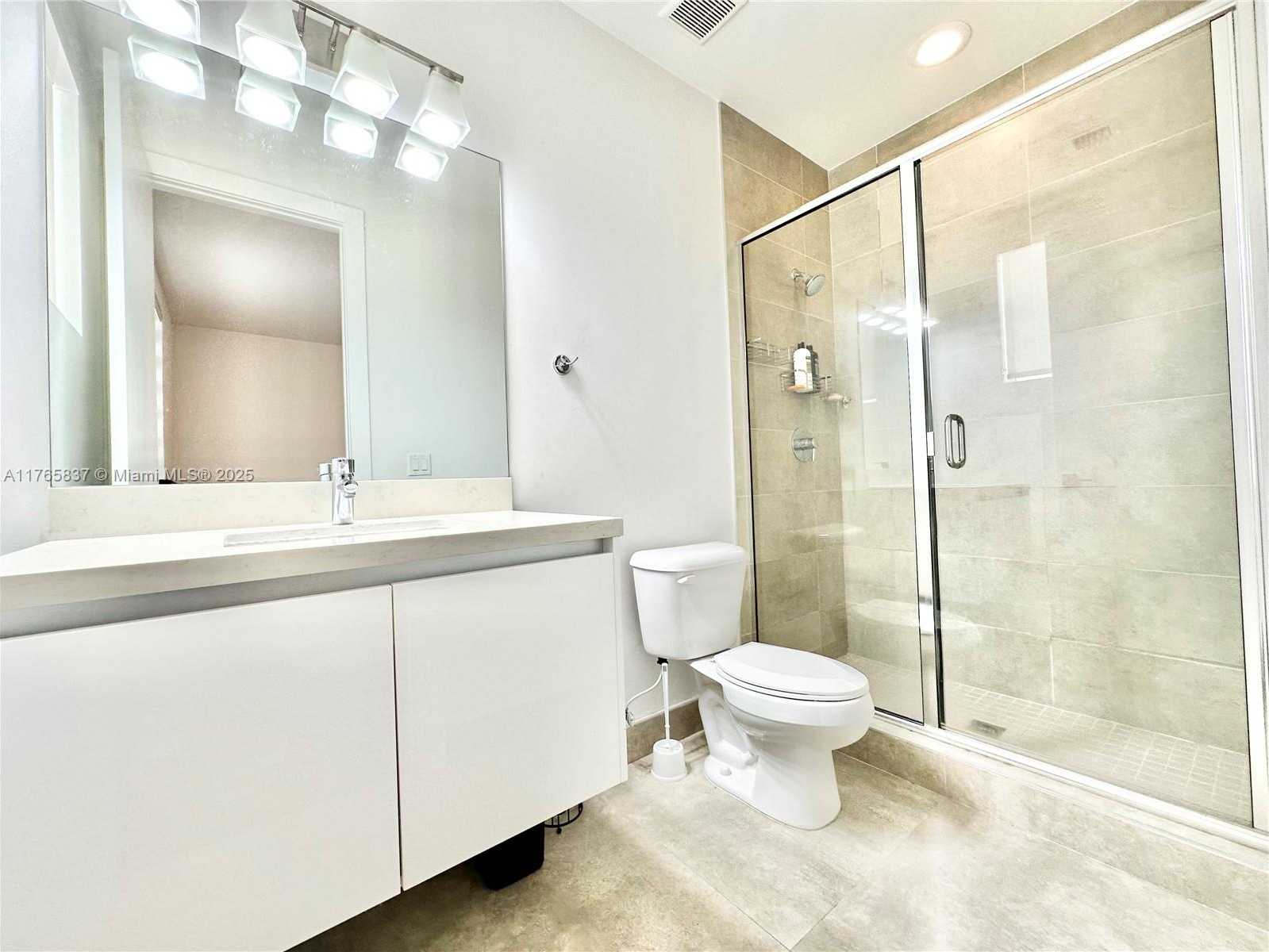 Small Image of 7459 NORTH WEST 97TH CT, Doral Number 45