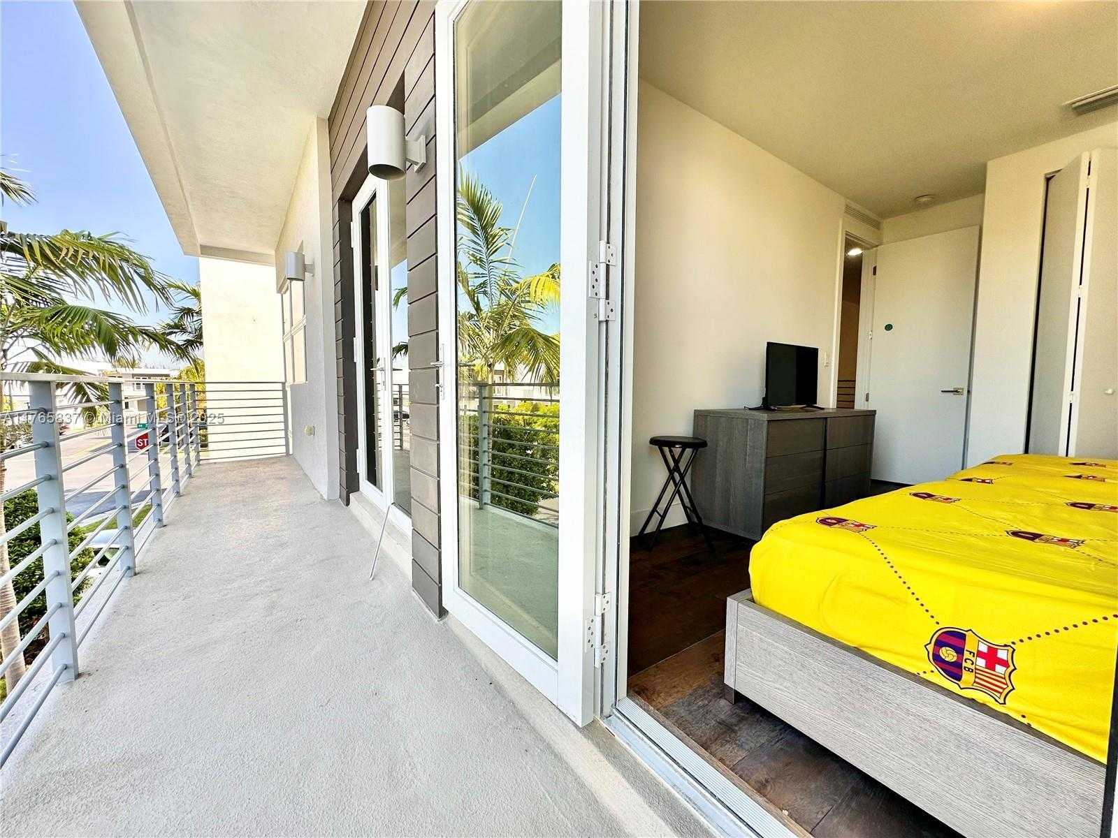 Small Image of 7459 NORTH WEST 97TH CT, Doral Number 51