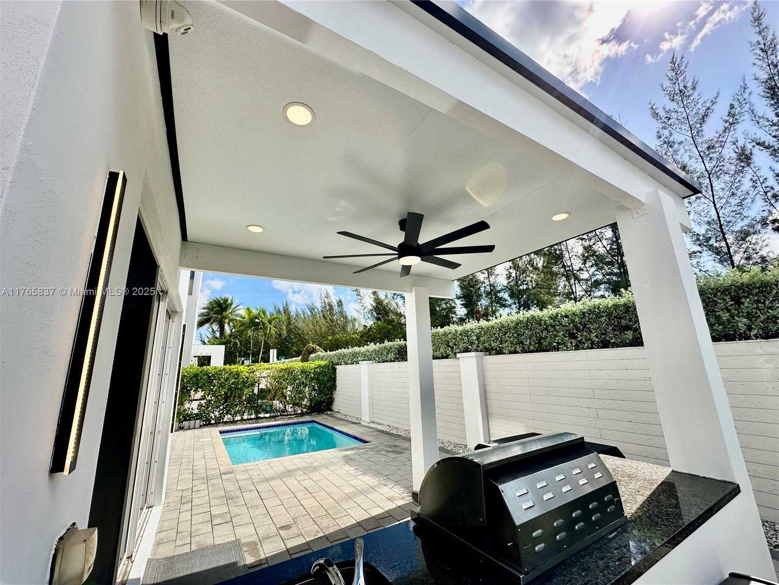 Small Image of 7459 NORTH WEST 97TH CT, Doral Number 53