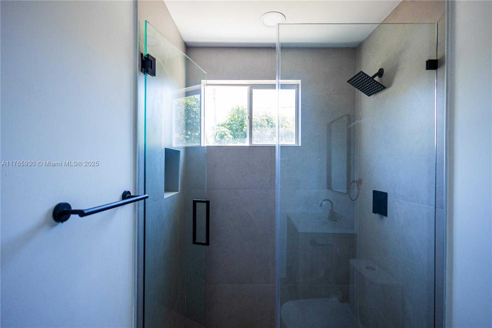 Small Image of 812 33RD ST, West Palm Beach Number 19