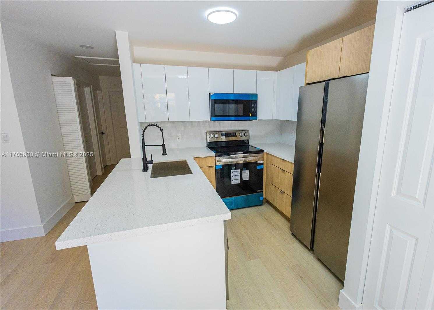 Small Image of 812 33RD ST, West Palm Beach Number 26