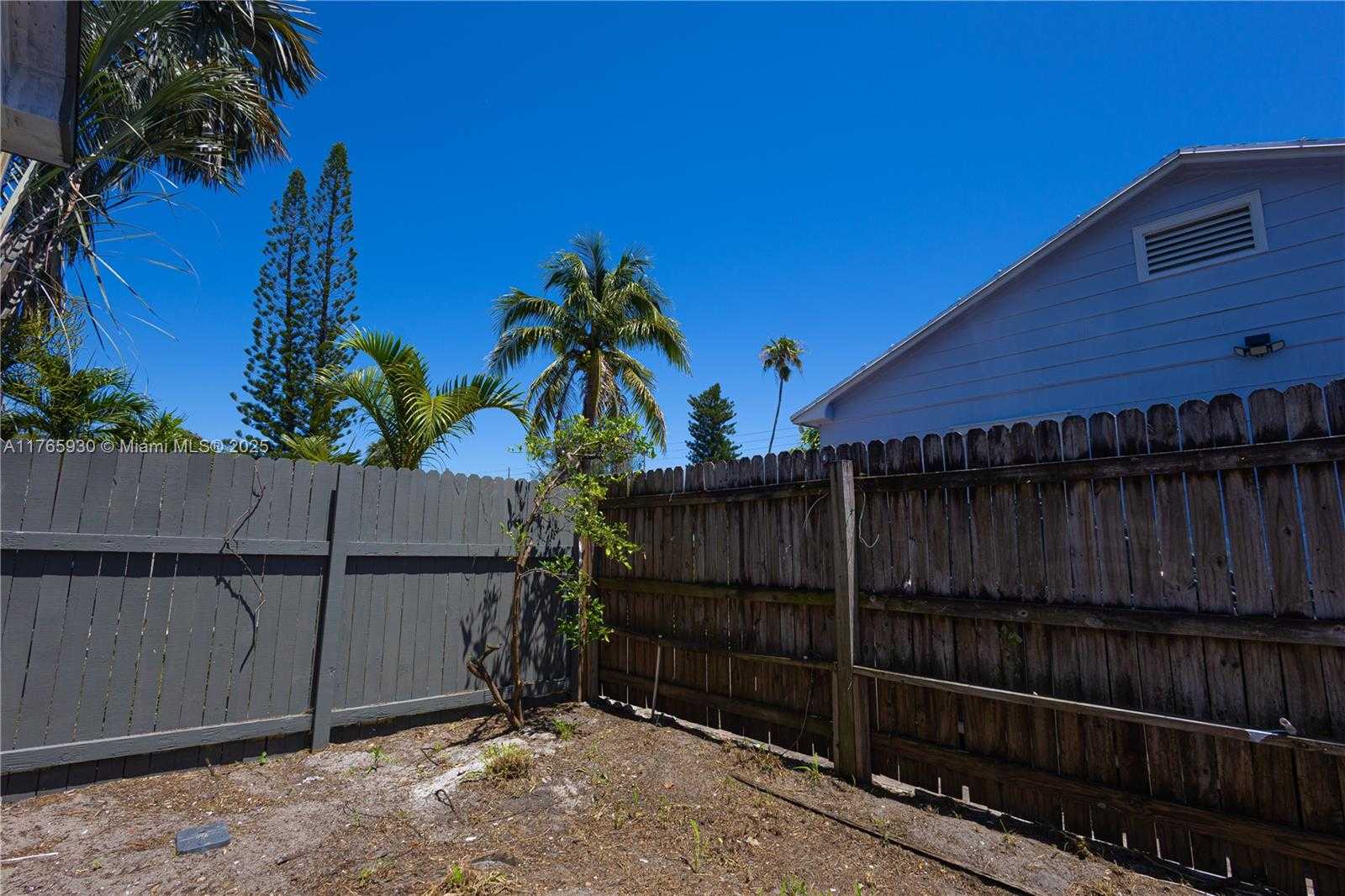 Small Image of 812 33RD ST, West Palm Beach Number 7