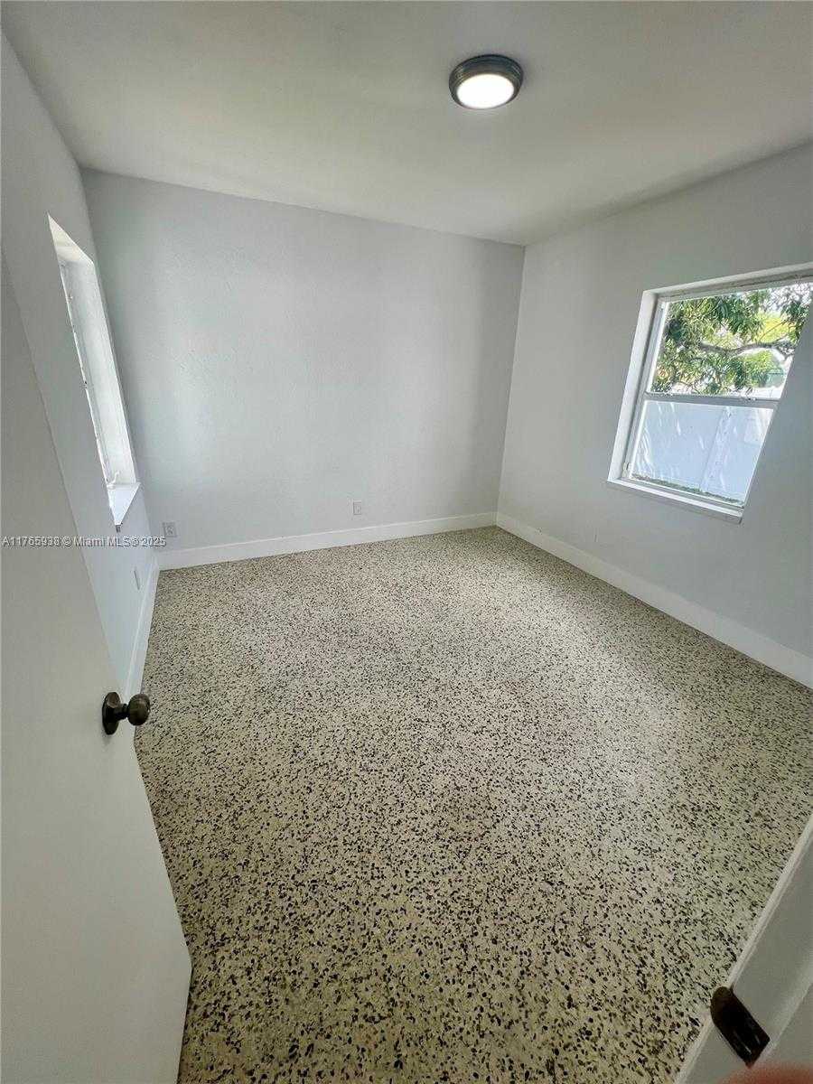 Small Image of 1710 ARTHUR ST, Hollywood Number 9