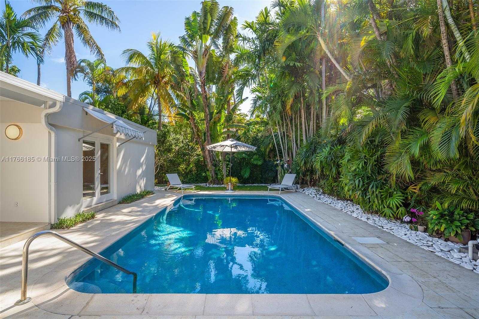 Small Image of 5251 LA GORCE DR, Miami Beach Number 34