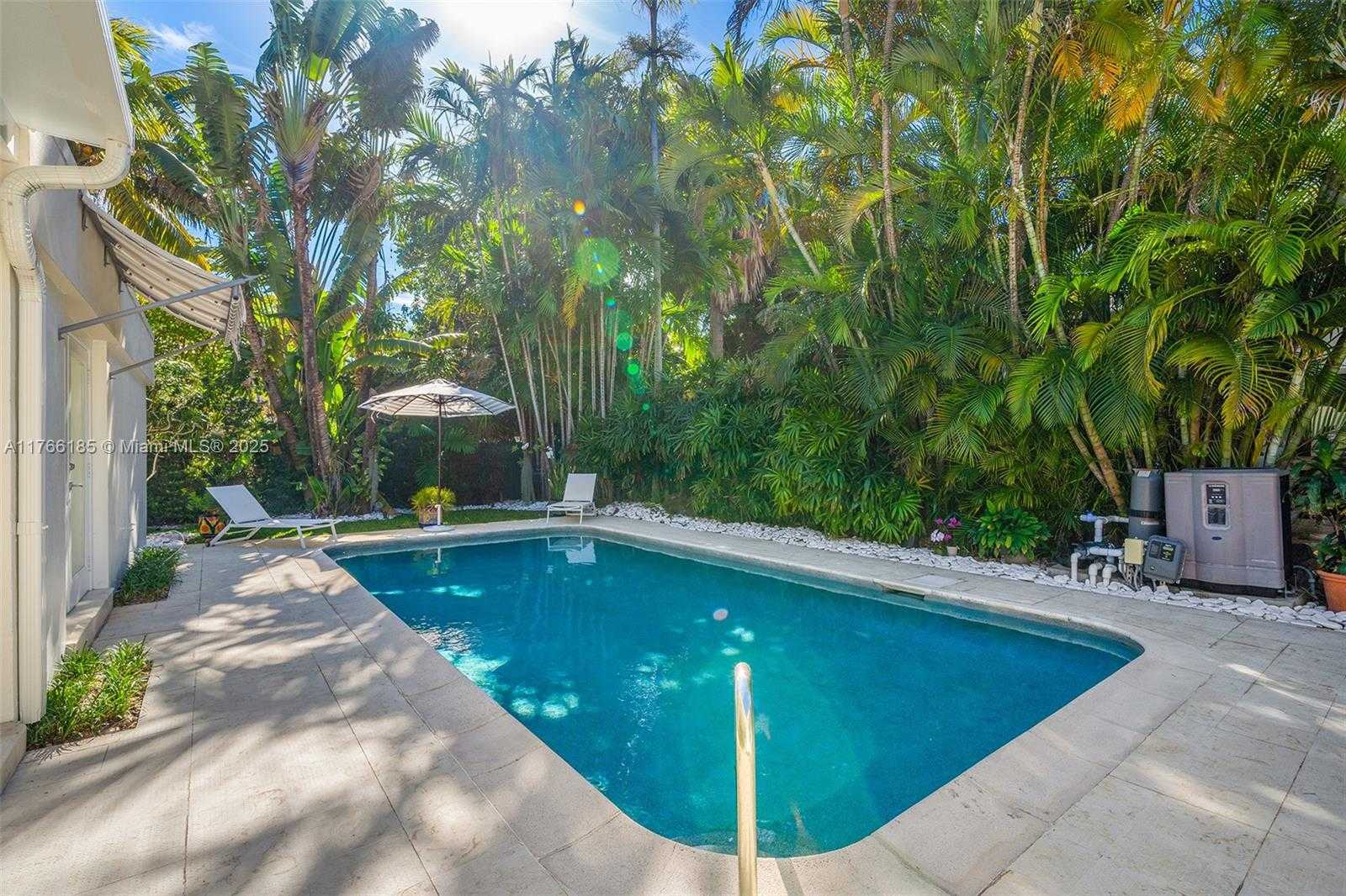 Small Image of 5251 LA GORCE DR, Miami Beach Number 35