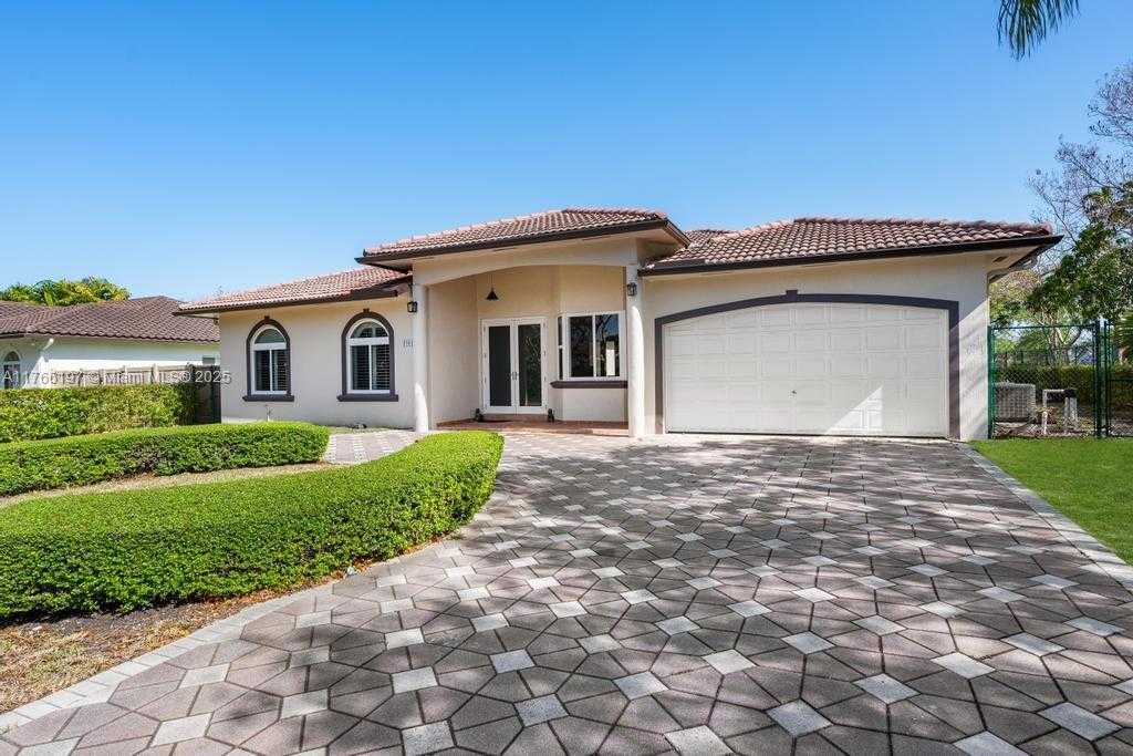 Small Image of 9201 SOUTH WEST 170TH LN, Palmetto Bay Number 2
