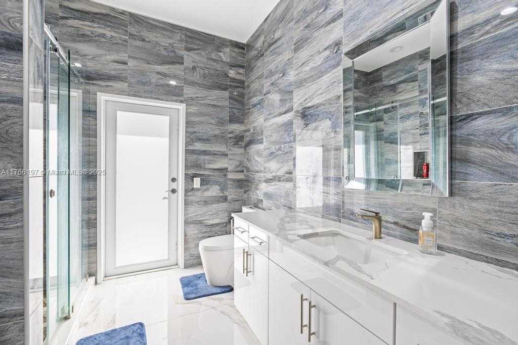 Small Image of 9201 SOUTH WEST 170TH LN, Palmetto Bay Number 22