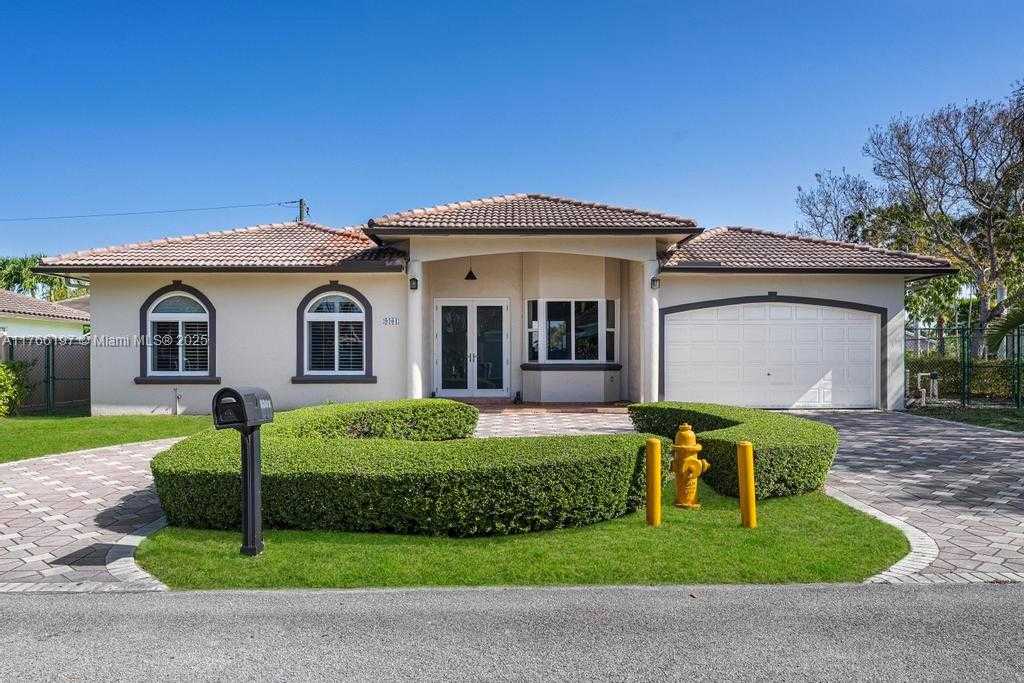 Small Image of 9201 SOUTH WEST 170TH LN, Palmetto Bay Number 5