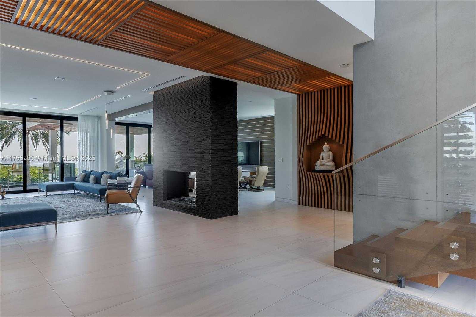 Small Image of 13009 MAR ST, Coral Gables Number 19