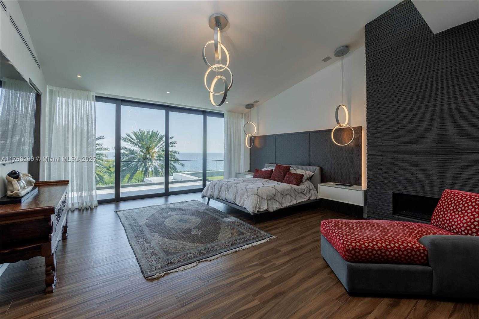 Small Image of 13009 MAR ST, Coral Gables Number 38
